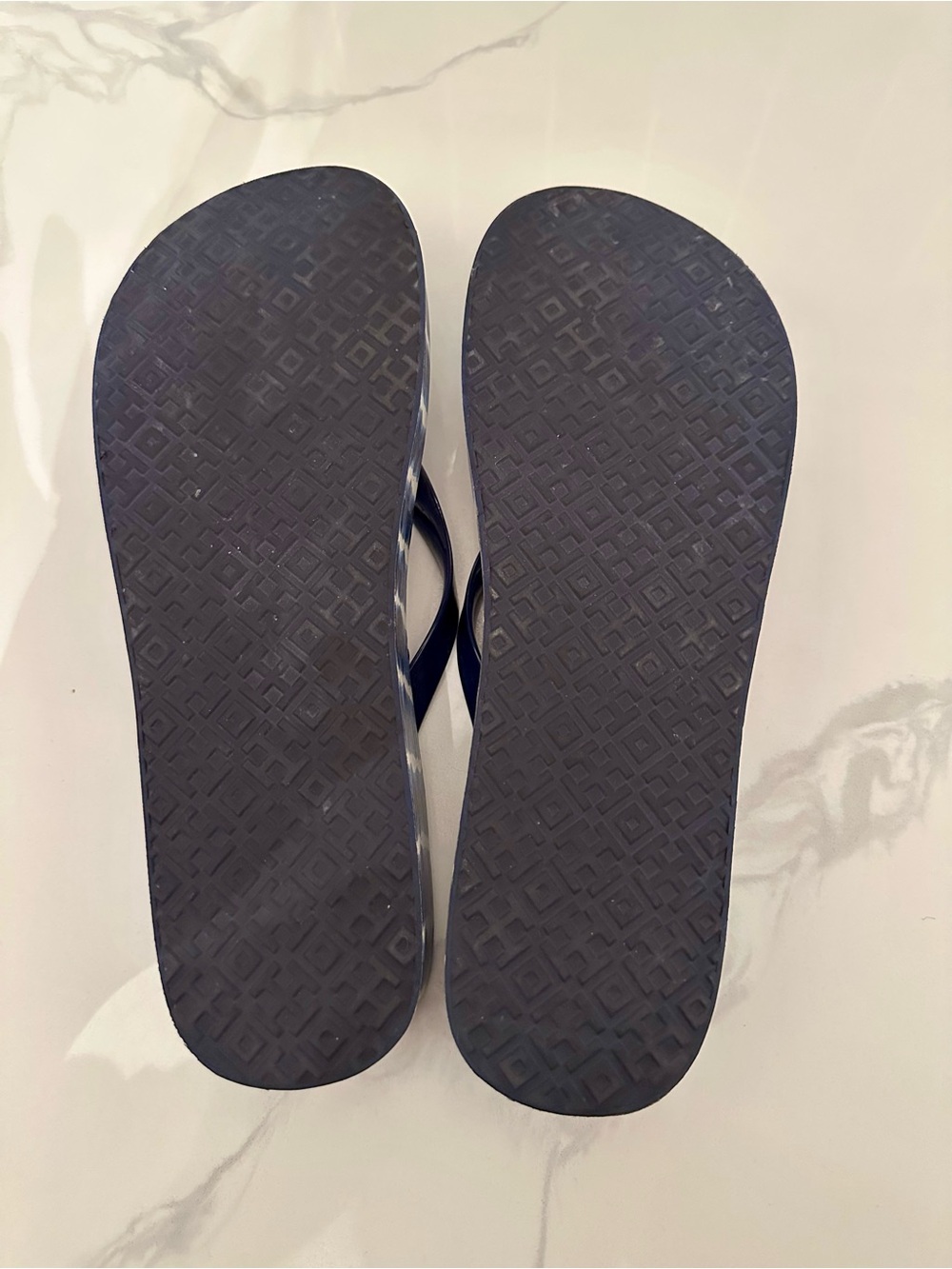NWOT Tory Burch Blue Tie Dye Wedge Flip Flops- Size 11 - Picture 9 of 9